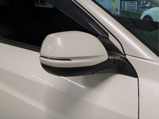 HONDA VEZEL HYBRID 2016