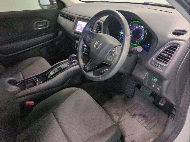 HONDA VEZEL HYBRID 2016