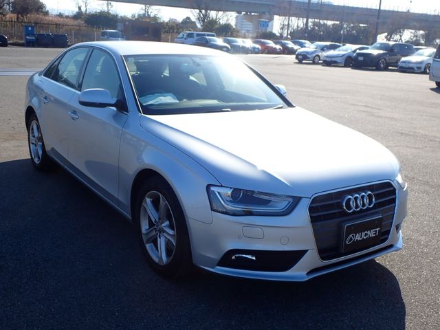 AUDI AUDI A4 2013