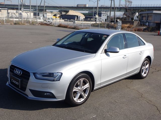 AUDI AUDI A4 2013