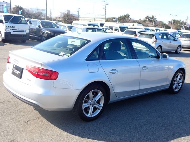 AUDI AUDI A4 2013