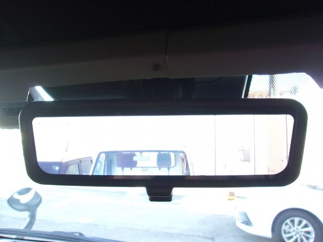 TOYOTA HIACE van 4WD 2022