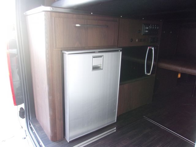 TOYOTA HIACE van 4WD 2022