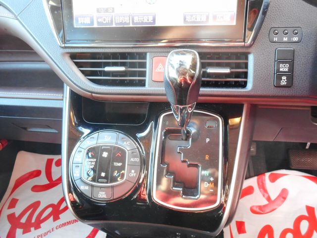 TOYOTA ESQUIRE 4WD 2016