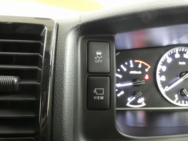 TOYOTA HIACE van 4WD 2025