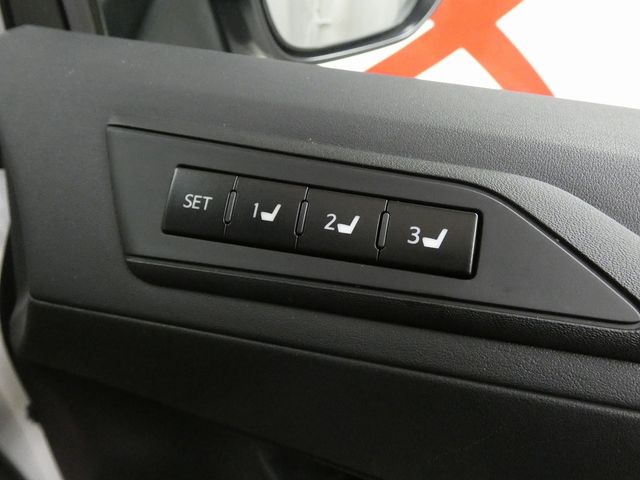 TOYOTA ALPHARD hybrid 4WD 2019