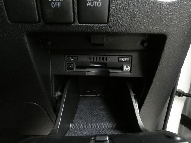 TOYOTA ALPHARD hybrid 4WD 2019