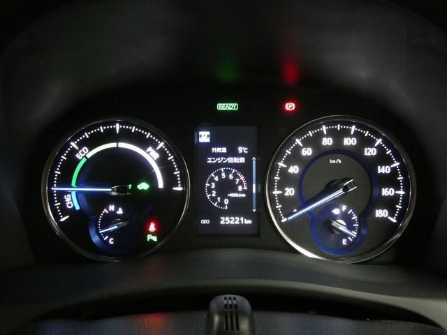 TOYOTA ALPHARD hybrid 4WD 2019