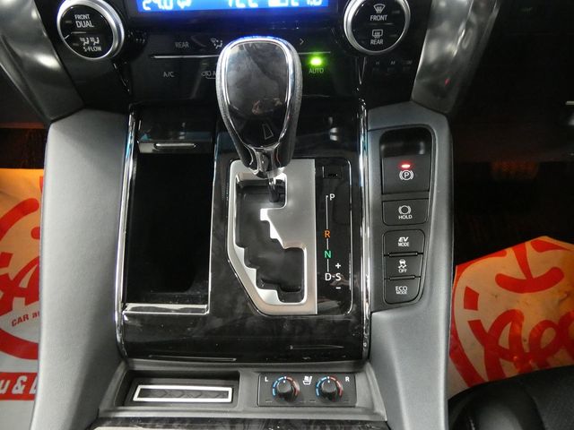 TOYOTA ALPHARD hybrid 4WD 2019