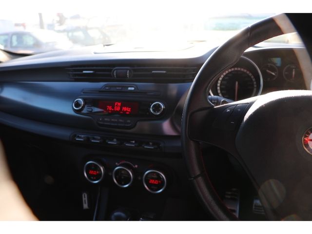 ALFAROMEO ALFAROMEO Giulietta 2013