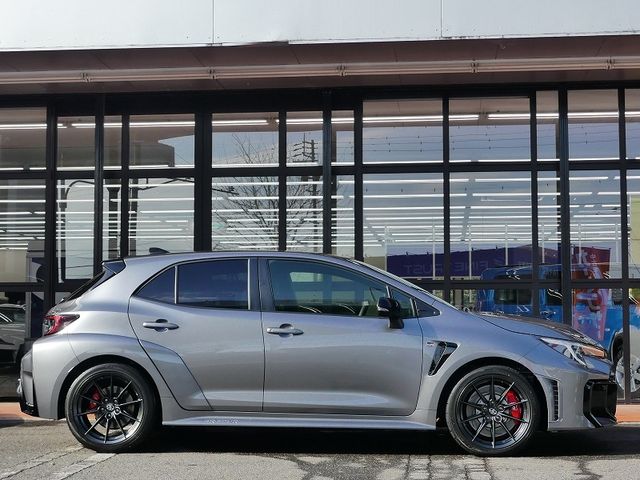 TOYOTA GR COROLLA 2025