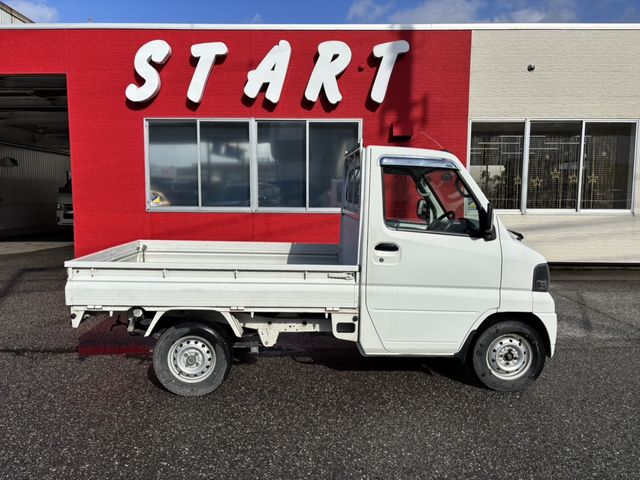 MITSUBISHI MINICAB truck 4WD 2005