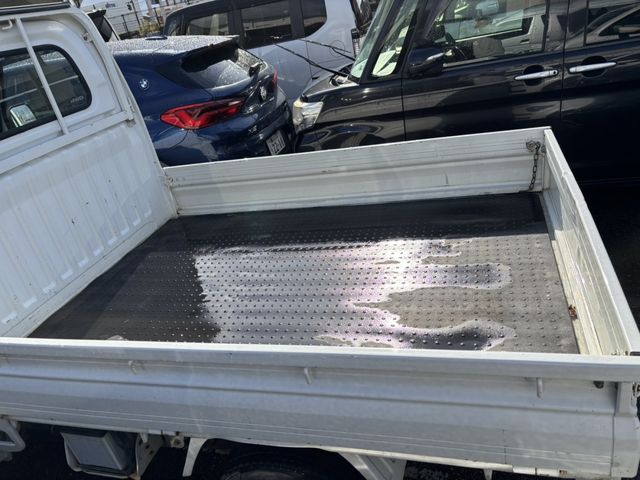 MITSUBISHI MINICAB truck 4WD 2005