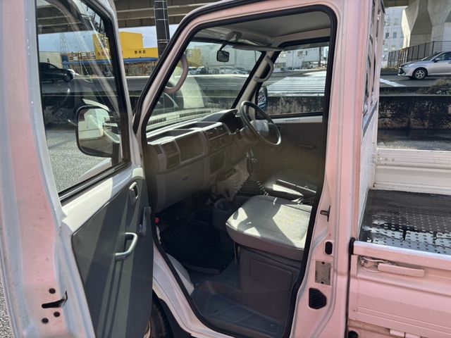 MITSUBISHI MINICAB truck 4WD 2005