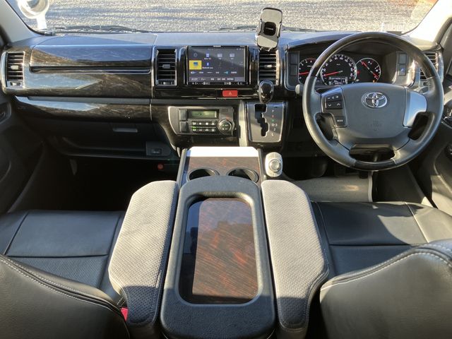 TOYOTA HIACE van 2WD 2016