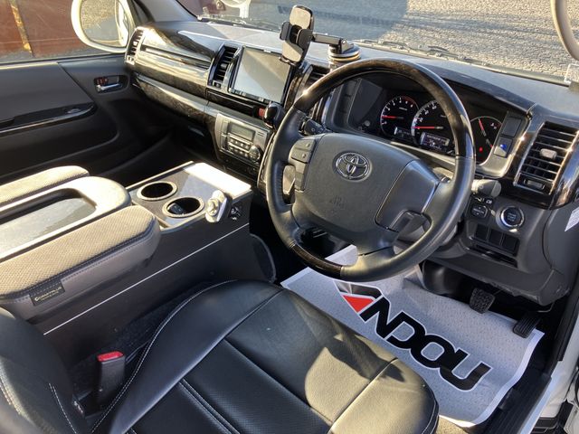 TOYOTA HIACE van 2WD 2016