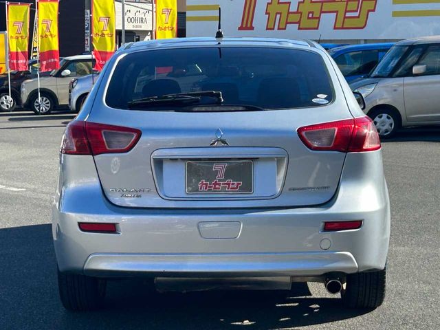 MITSUBISHI GALANT FORTIS SPORTBACK 4WD 2012