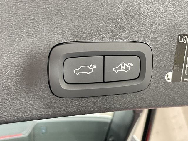 VOLVO VOLVO XC40 2019