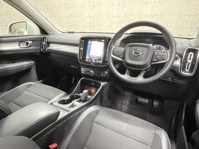 VOLVO VOLVO XC40 2019