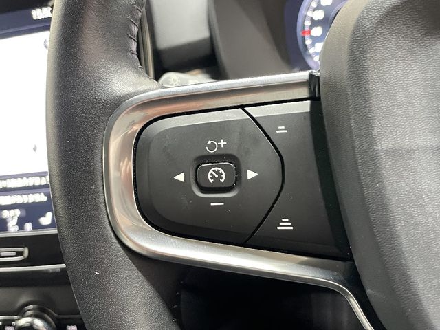 VOLVO VOLVO XC40 2019