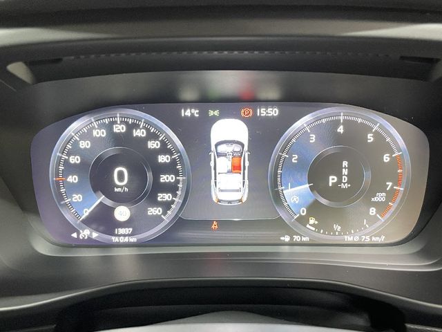 VOLVO VOLVO XC40 2019