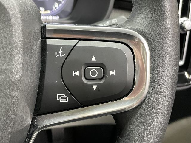 VOLVO VOLVO XC40 2020