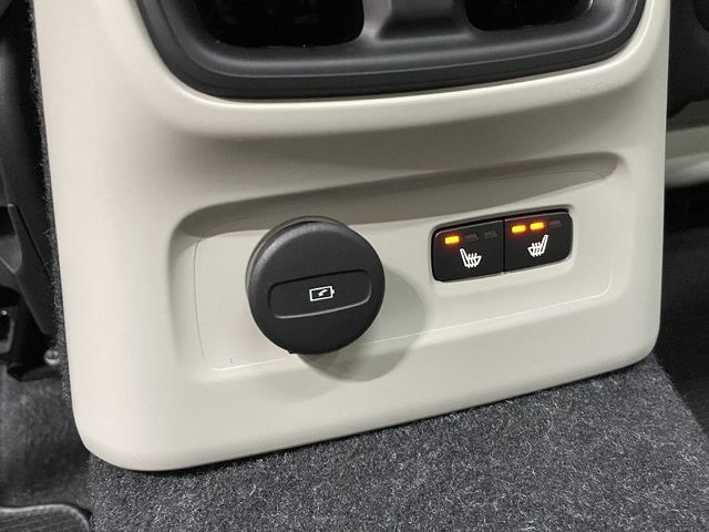 VOLVO VOLVO XC40 2020