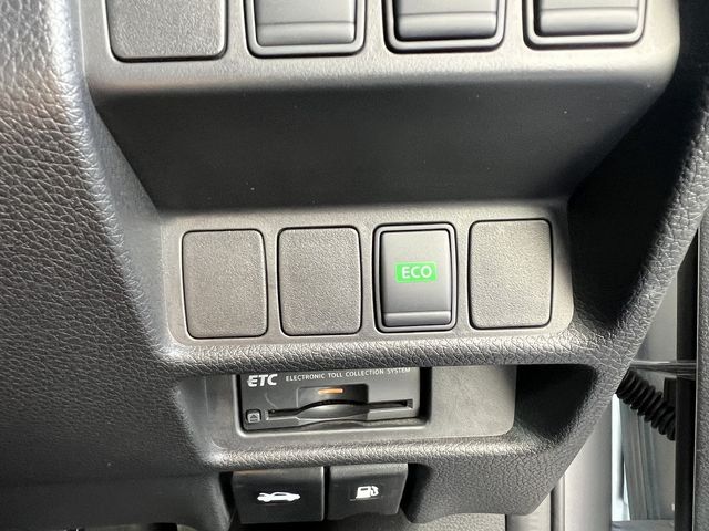 NISSAN X-TRAIL HYBRID 4WD 2015