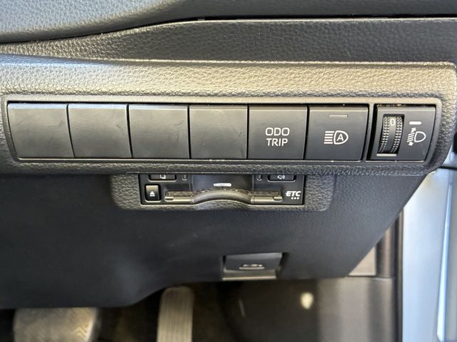 TOYOTA COROLLA TOURING 2023