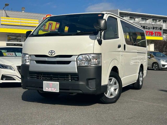 TOYOTA HIACE van 1.25t 2WD 2018