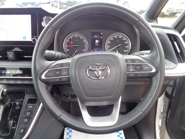 TOYOTA NOAH 4WD 2022