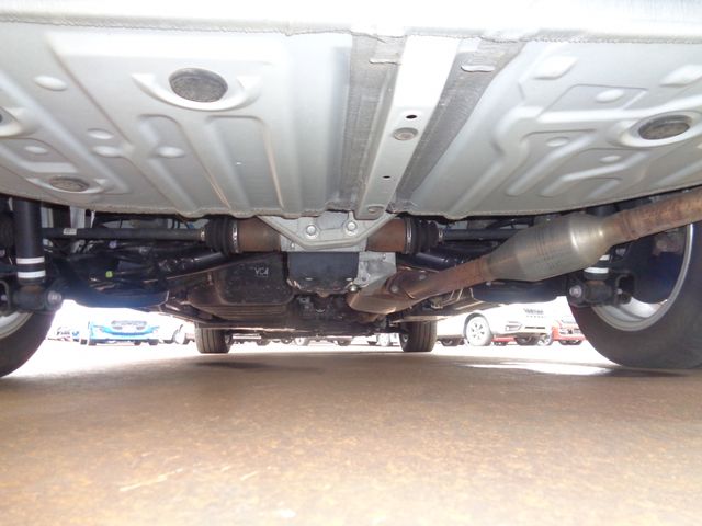 TOYOTA NOAH 4WD 2022