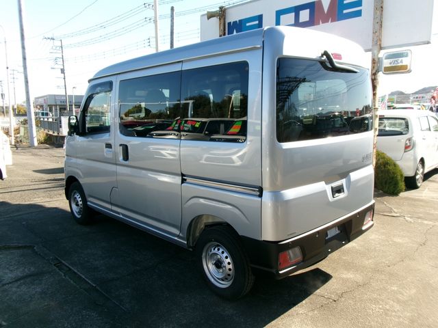 DAIHATSU HIJET CARGO 2025