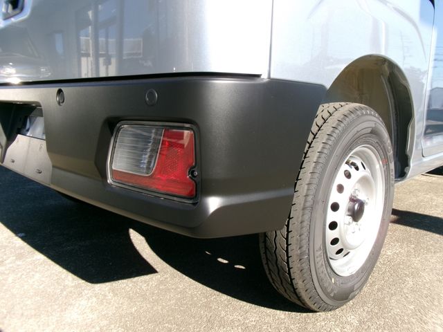 DAIHATSU HIJET CARGO 2025