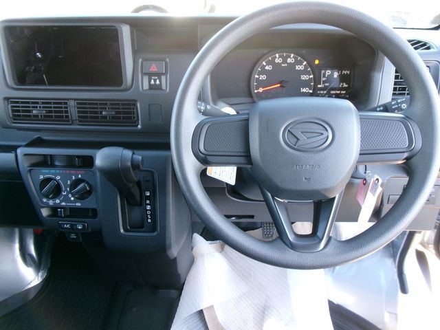 DAIHATSU HIJET CARGO 2025