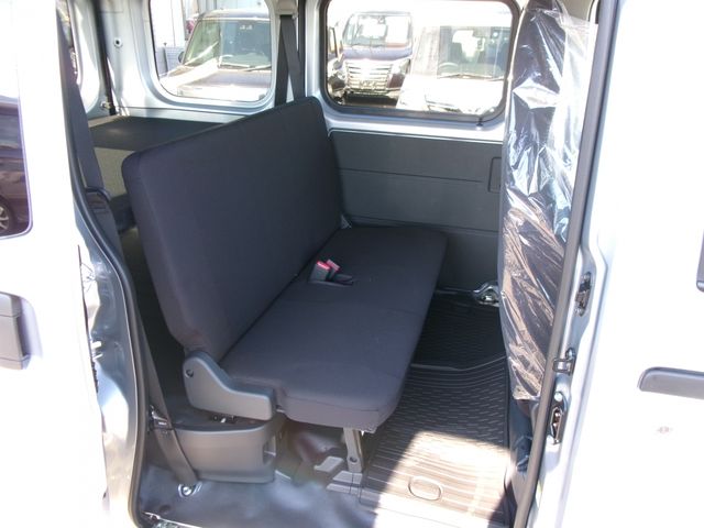 DAIHATSU HIJET CARGO 2025