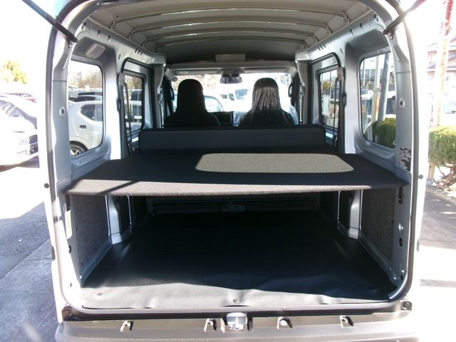 DAIHATSU HIJET CARGO 2025