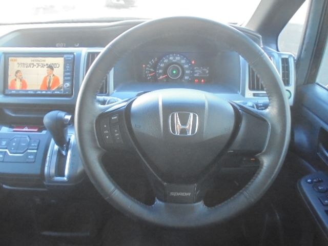 HONDA STEPWAGON SPADA 2010
