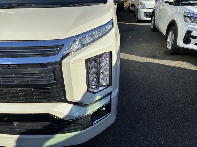 MITSUBISHI DELICA D:5 4WD 2019