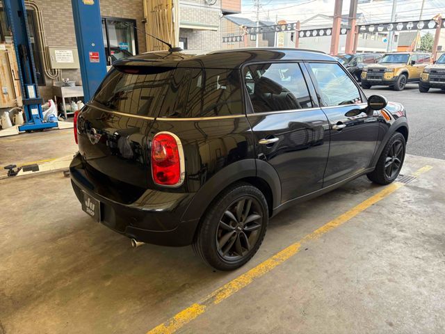 BMW BMW MINI ONE CROSSOVER 2013