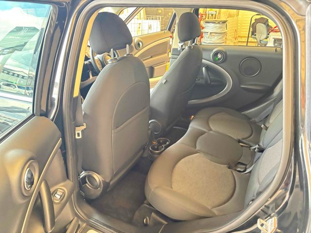 BMW BMW MINI ONE CROSSOVER 2013