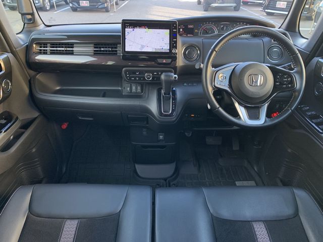 HONDA N BOX CUSTOM 2020