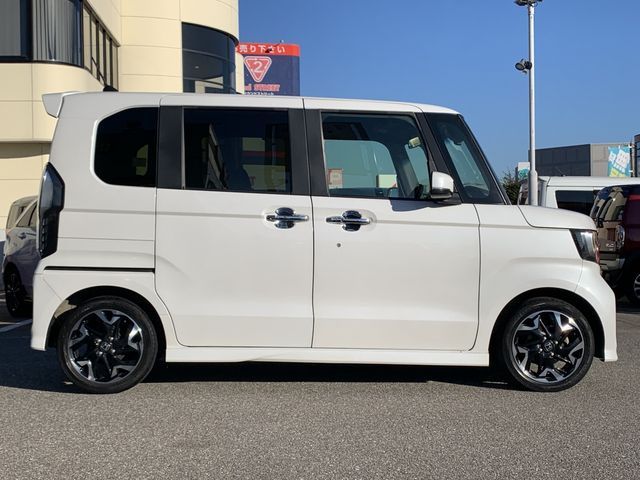 HONDA N BOX CUSTOM 2020