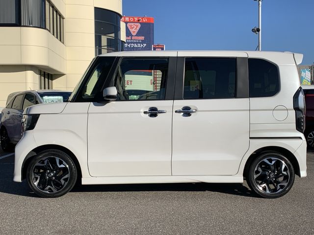 HONDA N BOX CUSTOM 2020