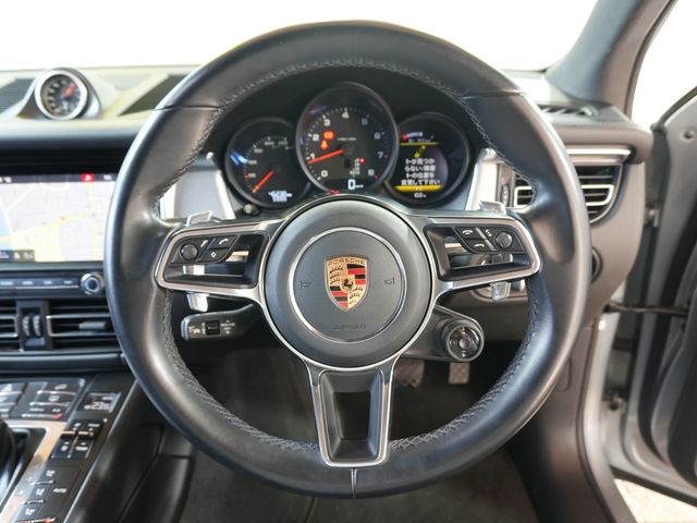PORSCHE PORSCHE Macan 2019