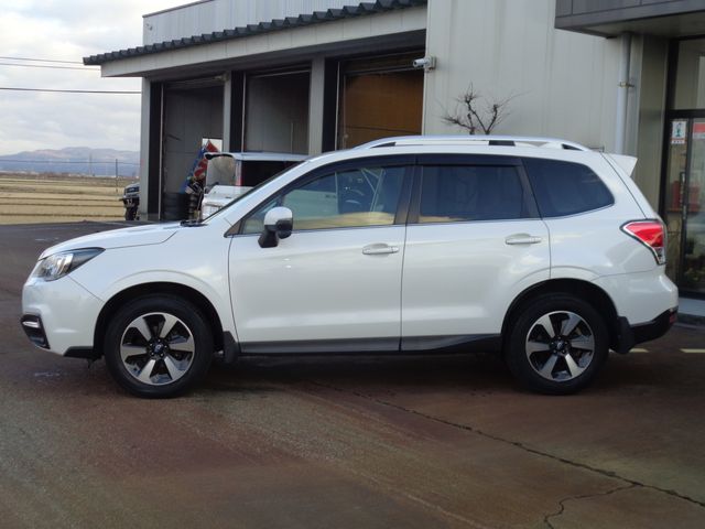 SUBARU FORESTER 2016
