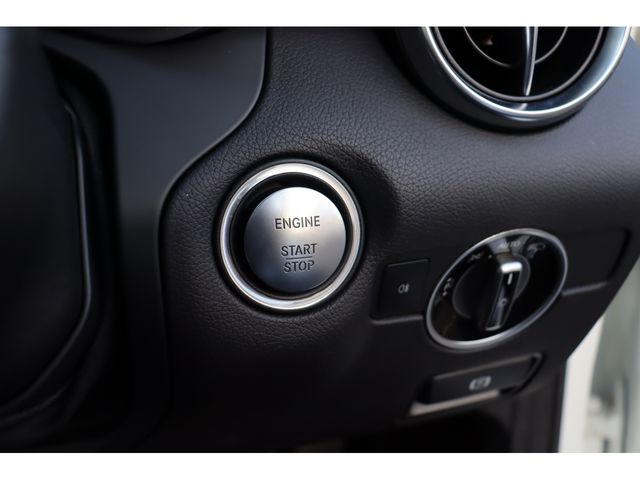 MERCEDES BENZ MERCEDES BENZ SLK class 2015