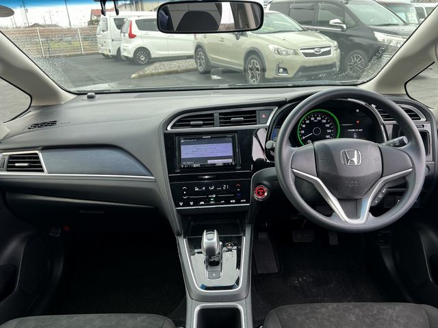 HONDA SHUTTLE HYBRID 2019