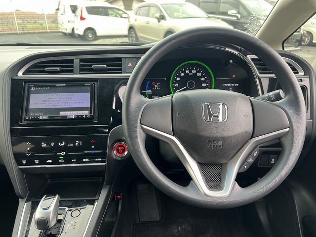 HONDA SHUTTLE HYBRID 2019