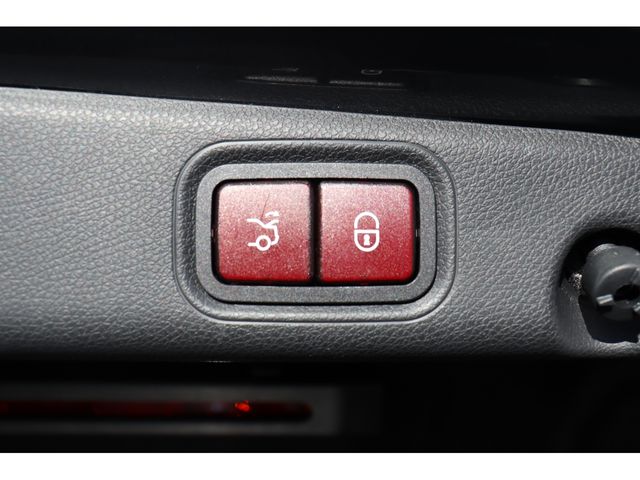 MERCEDES BENZ MERCEDES BENZ E class sedan 2017